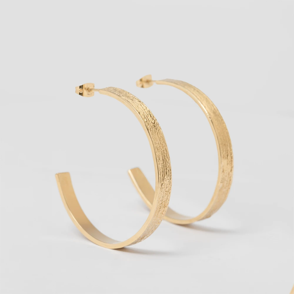cleo hoops gold (2)